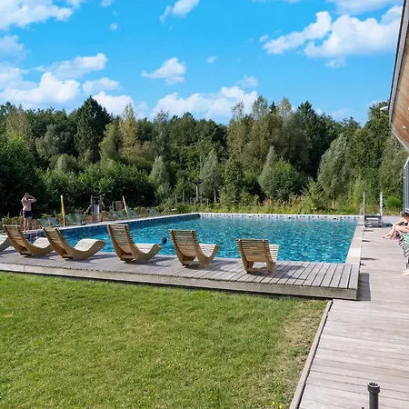 Sky Pad Lakeside