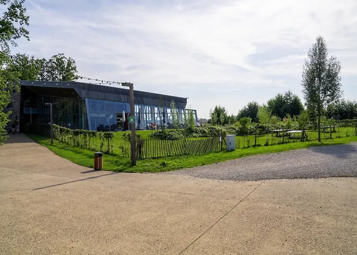 Sky Pad Lakeside Antoing